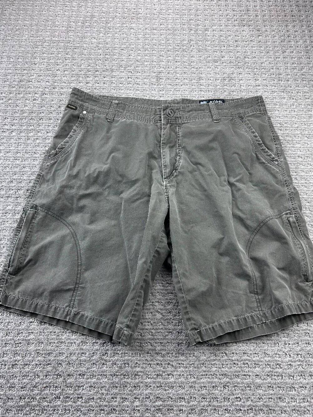 KUHL Cargo Shorts Men Size 38 Patina Dye Olive Green Born In The Mountains Short
